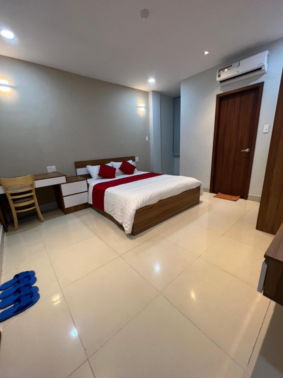 Hanh Trang Hotel Хошимин Экстерьер фото