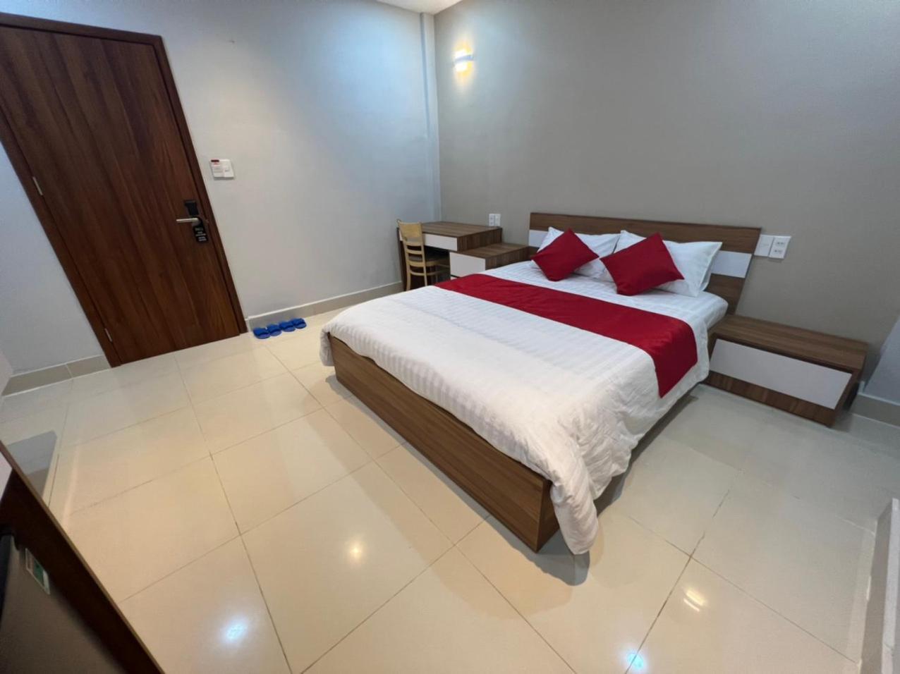 Hanh Trang Hotel Хошимин Экстерьер фото